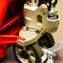 Transpaleta pesadora R1100